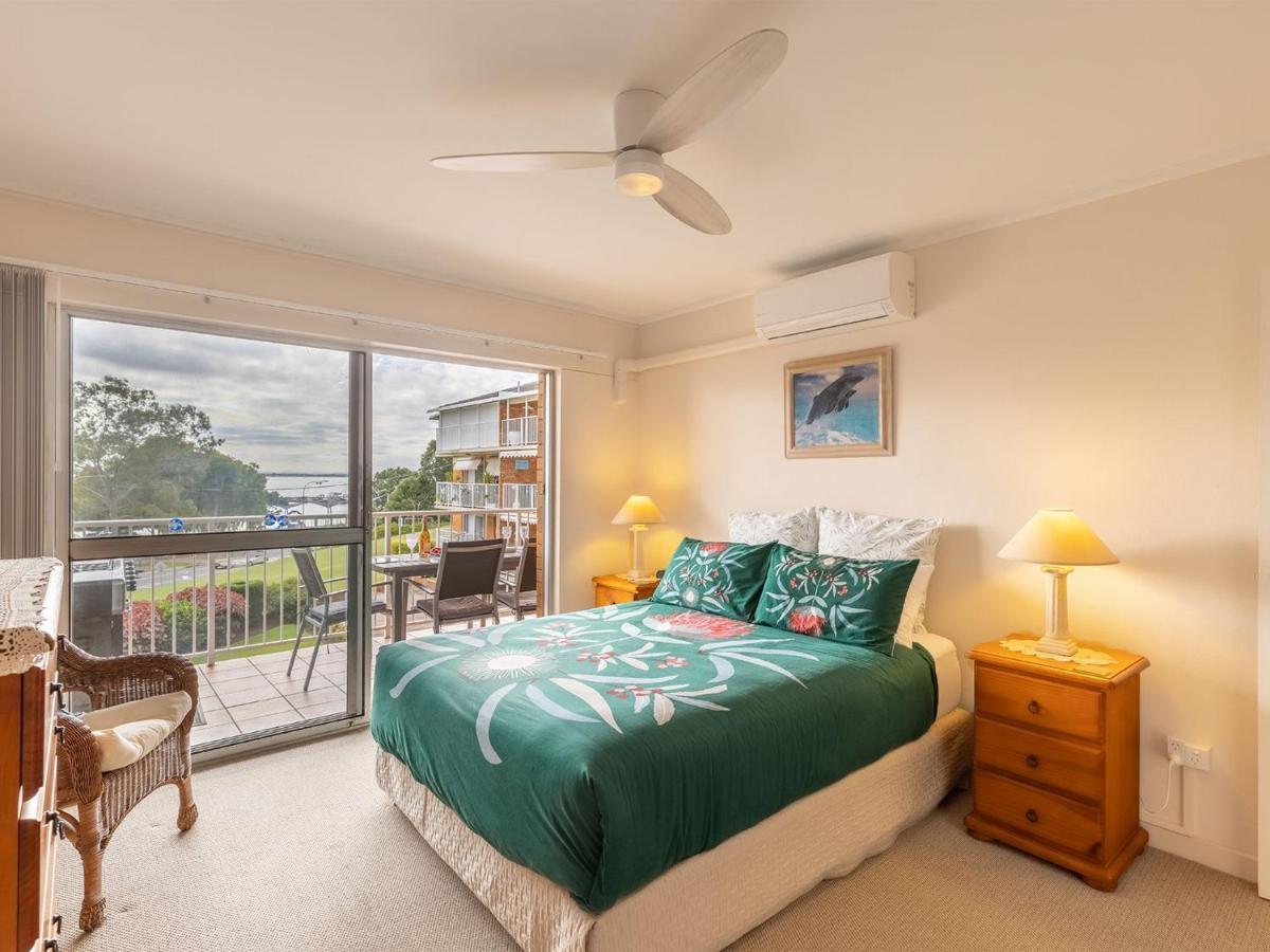 Teramby Court, 10,104 Magnus Street - Unit In Nelson Bay Cbd, With Water Views, Air Con And Wi-Fi Appartement Buitenkant foto